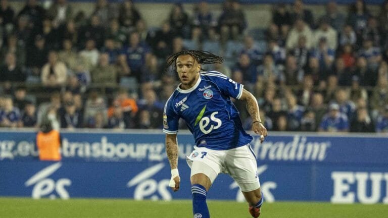 Diego Moreira sur le terrain