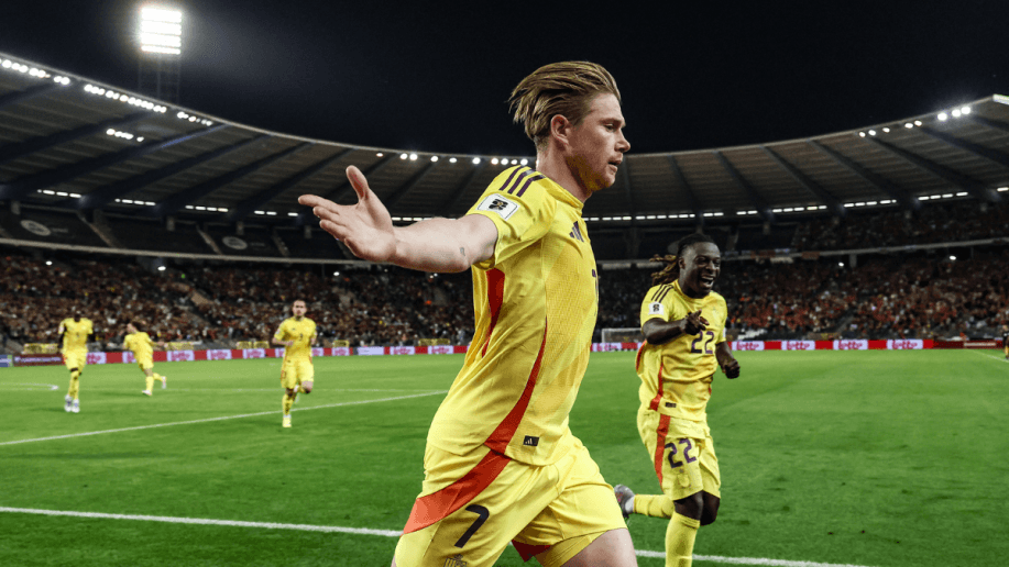 Kevin De Bruyne célébrant soin but victorieux face au Pays de Galles 