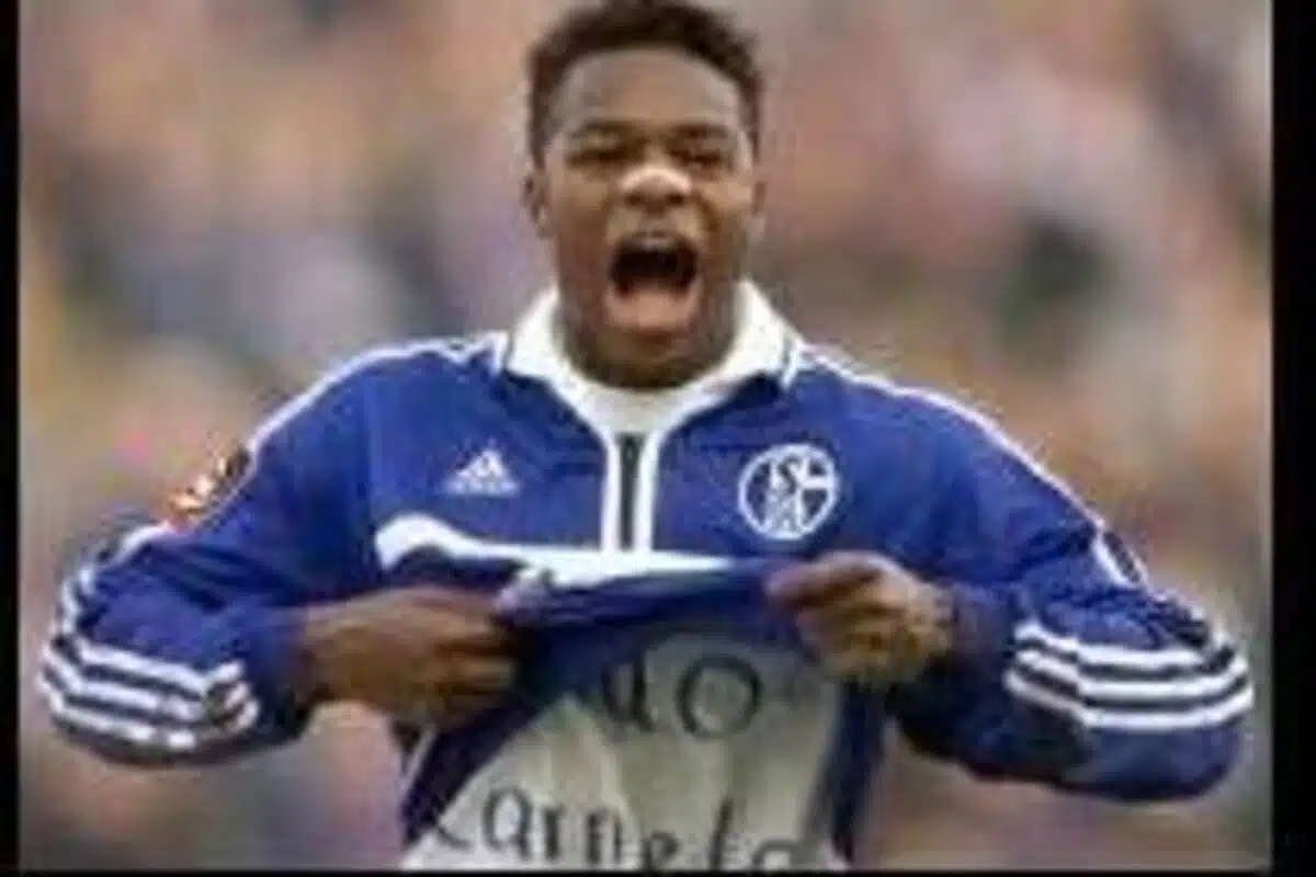 Emile Mpenza a Shalke 04