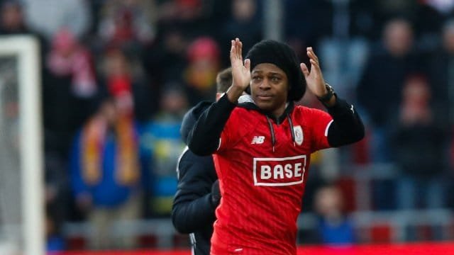 emile MPENZA au Standard de Liège