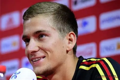 Dennis praet diable rouge