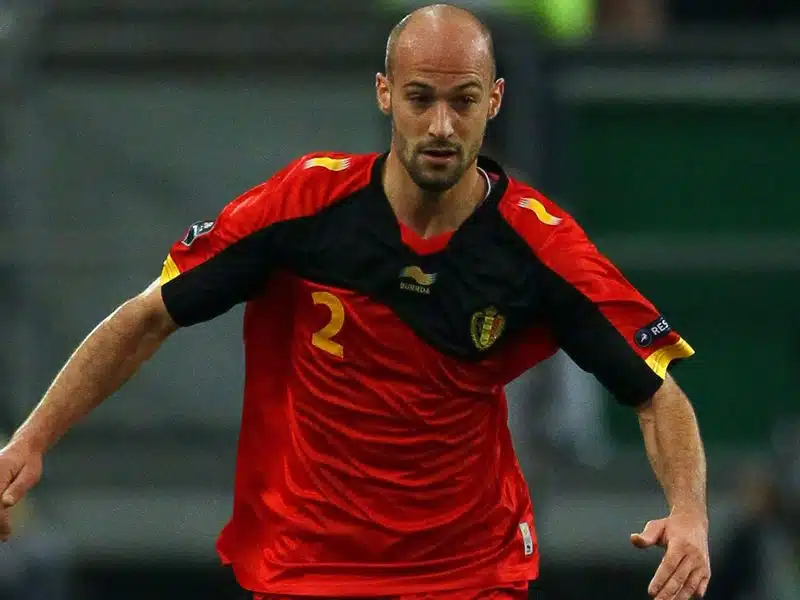 Laurent ciman en pleine action