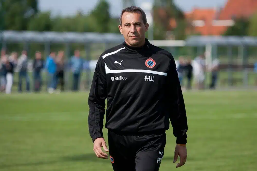 Philippe Vande Walle marche en training du FC Bruges